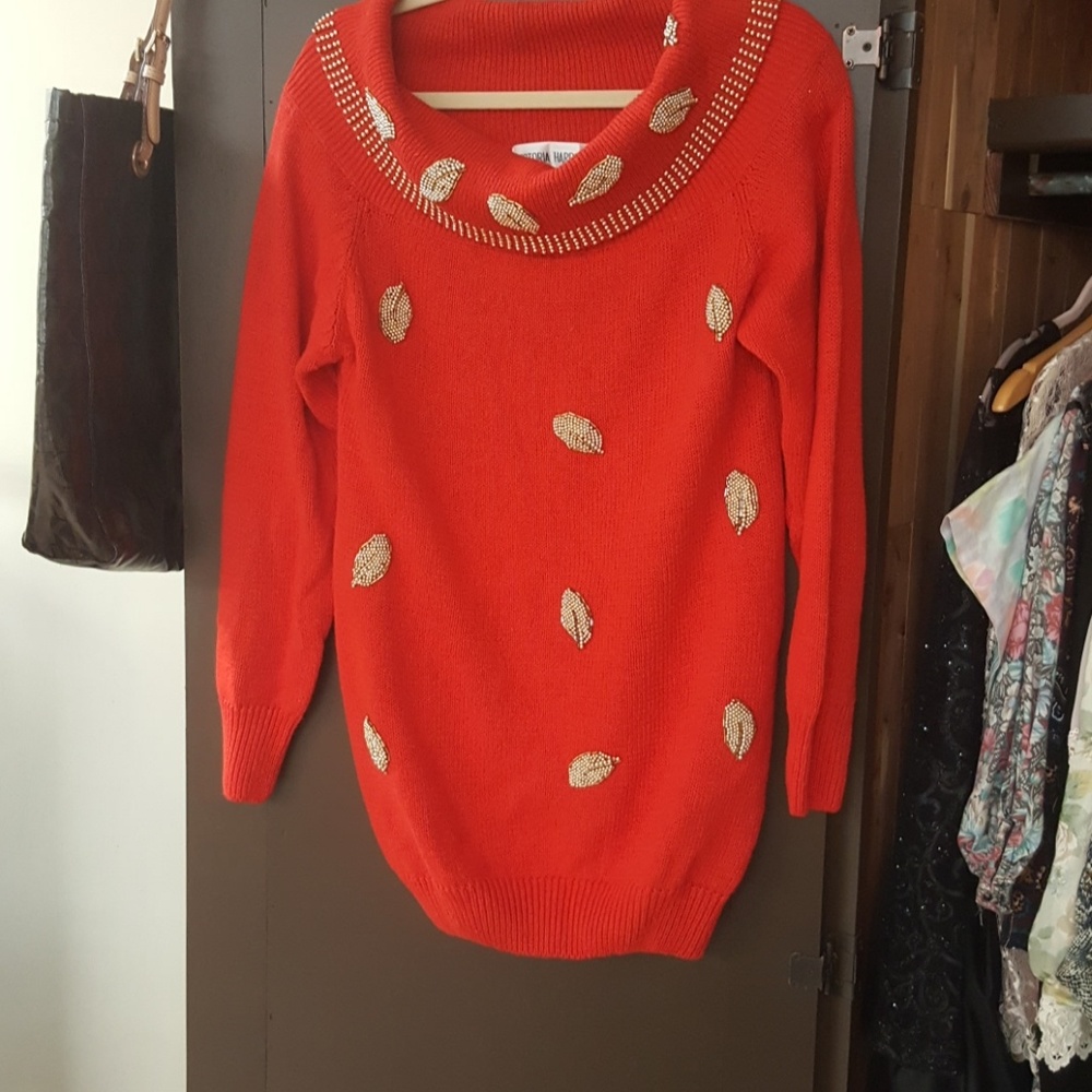 Sweater - Picture 2 of 8